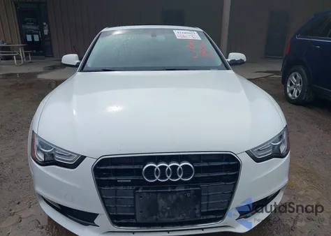 2013 Audi A5 2.0T Premium z USA, uszkodzony, nr VIN WAULFAFR9DA042929